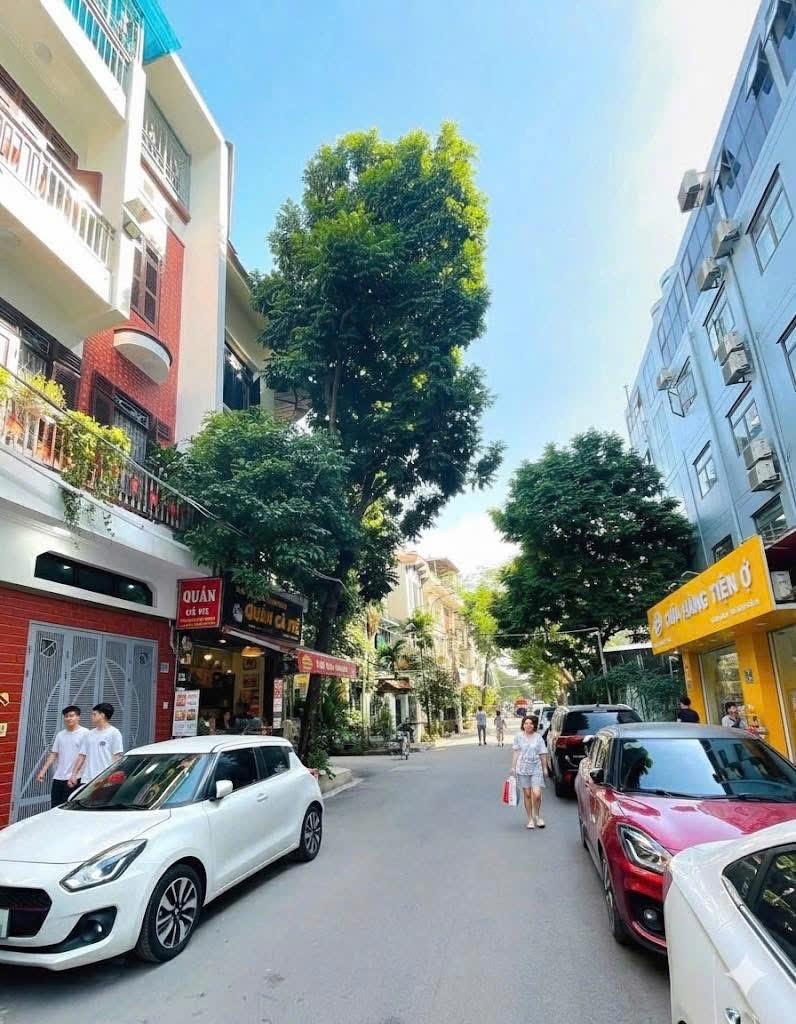 GIẢM CHÀO BÁN NHÀ LÔ GÓC .NGÕ OTO TRÁNH PHÂN LÔ HOÀNG HOA THÁM