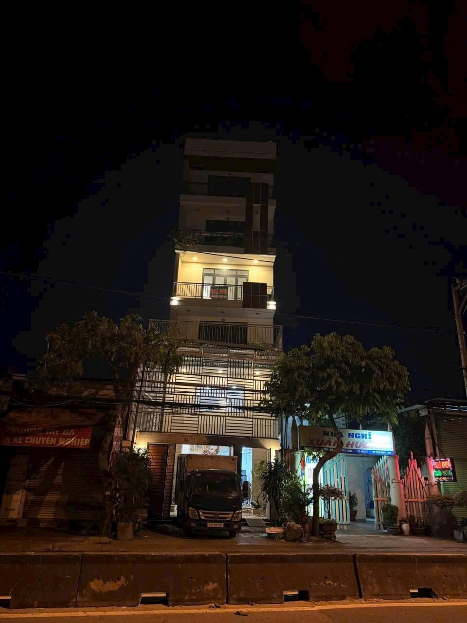 GIẢM SỐC 33 TỶ – MẶT TIỀN NGUYỄN THỊ SÓC – HẠ GIÁ TỪ 16 TỶ CÒN 12.7 TỶ (CÒN BỚT)