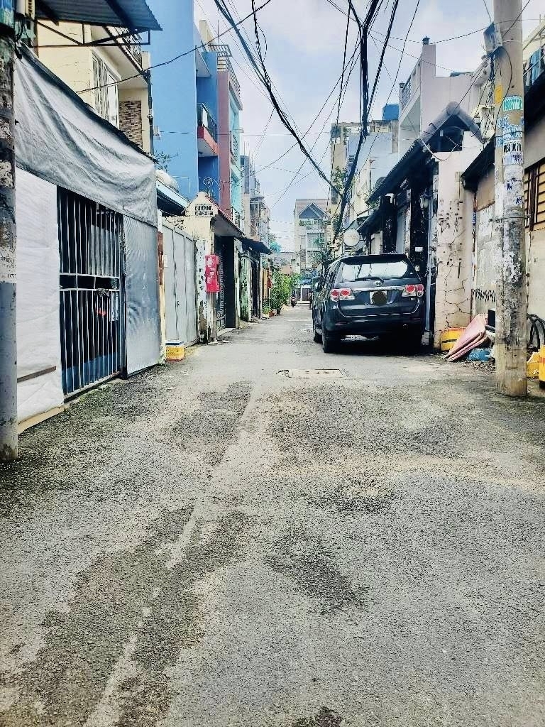 GÒ DẦU – HẺM XE HƠI THÔNG – 60M² – 6 TẦNG BTCT – 6 PN – CHỈ 9 TỶ TL