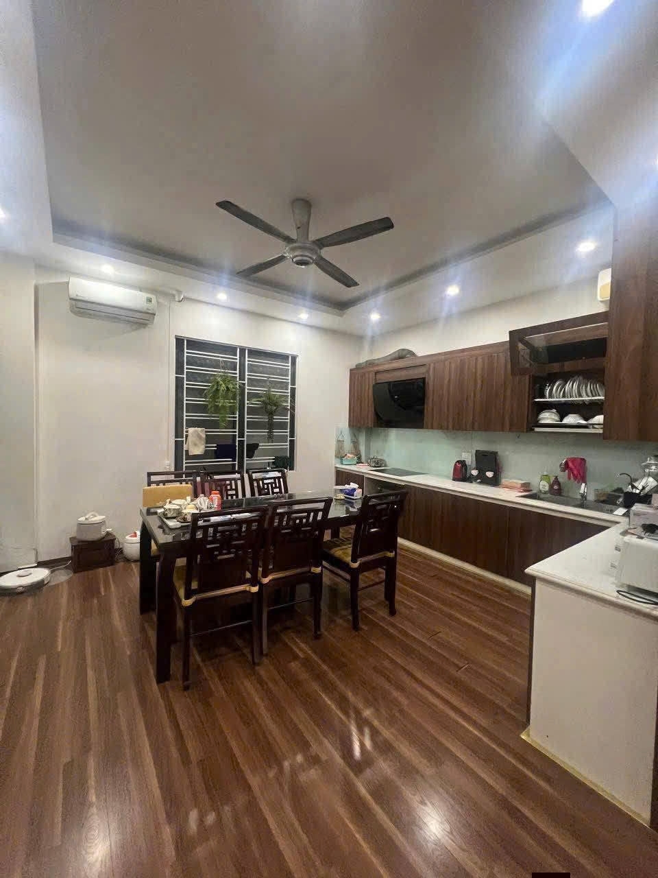 Hạ chào 500 triệu! Nhà phân lô Thái Hà 70m2 6 tầng mặt tiền rộng 4.5m nhỉnh 31 tỷ KD đỉnh