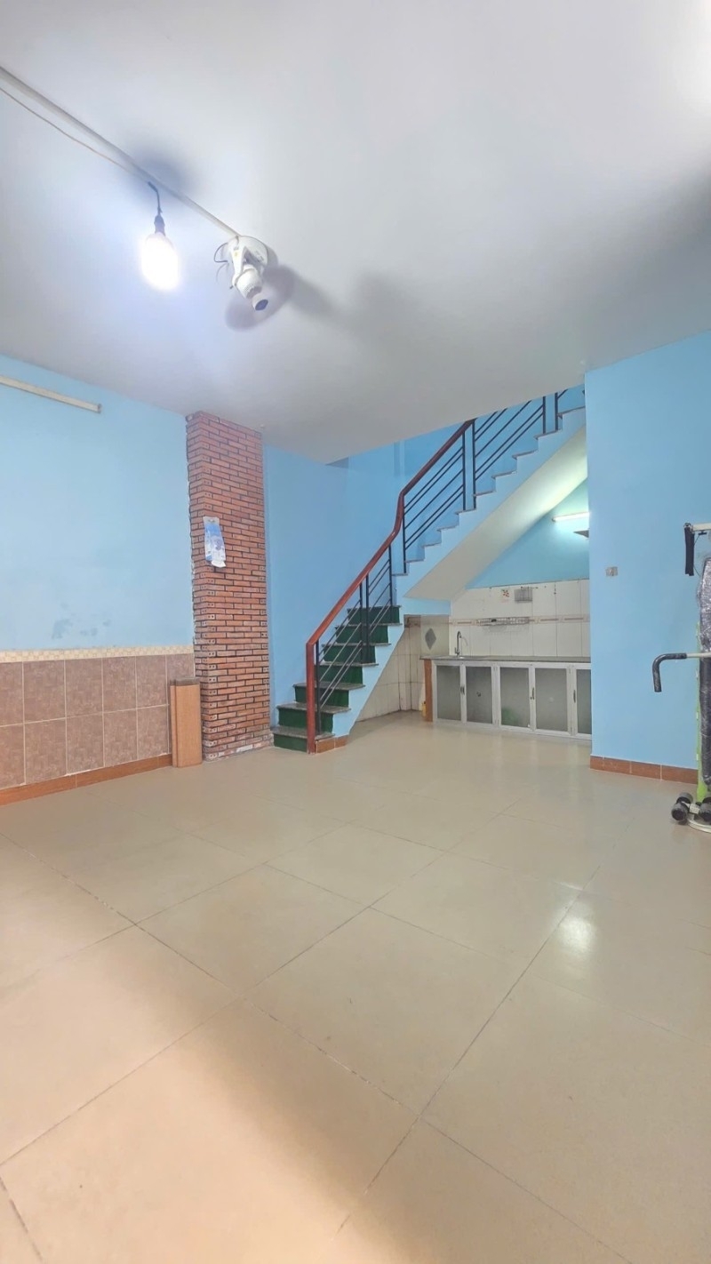 HÀNG HIẾM - NHANH MỚI KIP - NGUYỄN VĂN KHỐI GÒ VẤP - HẺM THÔNG CÁCH 30M RA MẶT TIỀN _ 42M2 - 2 TẦNG