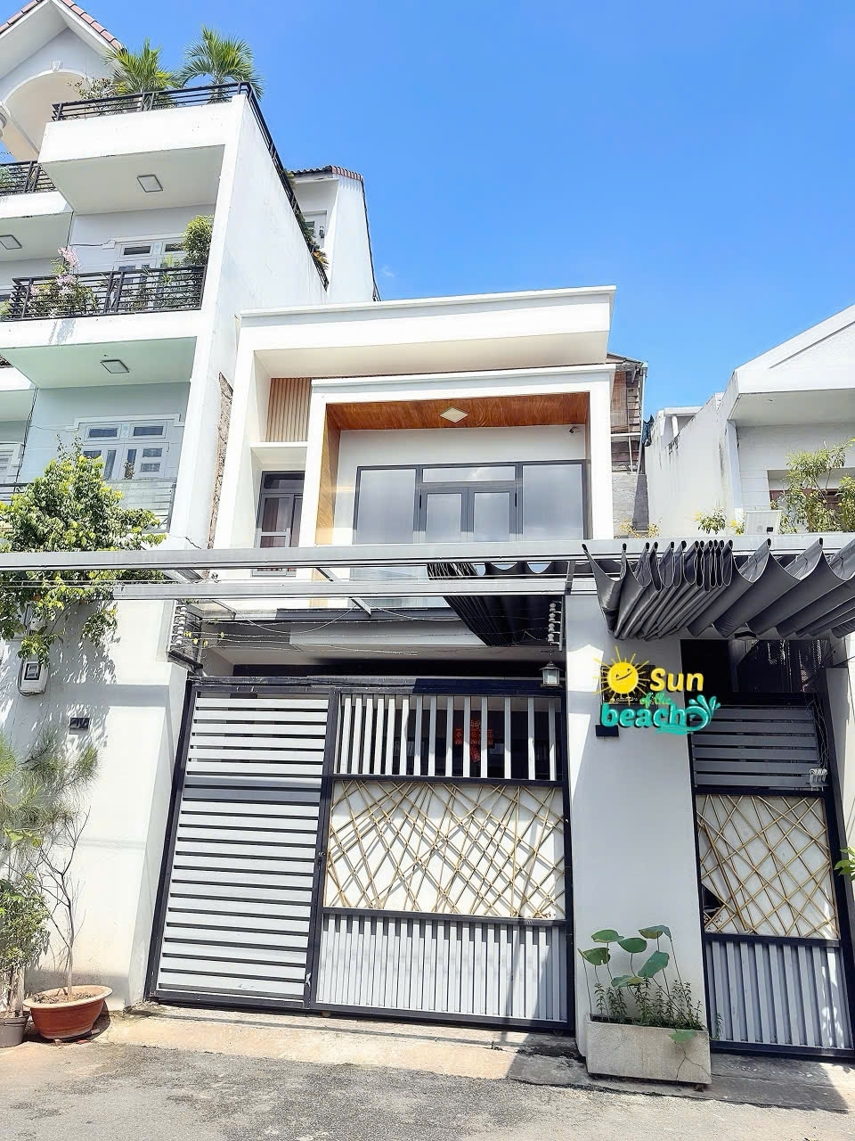 HIẾM - BÁN BIỆT THỰ 3 TẦNG HXH 10M Đ.TRẦN XUÂN SOẠN P.TÂN HƯNG QUẬN 7 - NGANG HIẾM 72M*16M - KHU