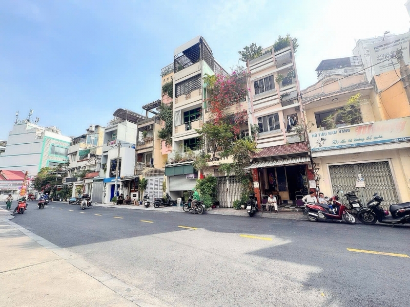 HIẾM - BÁN NHÀ 4 TẦNG CÓ THANG MÁY MẶT TIỀN KD Đ.NGUYỄN VĂN NGUYỄN TÂN ĐỊNH QUẬN 1 - DT 90M2 NGANG