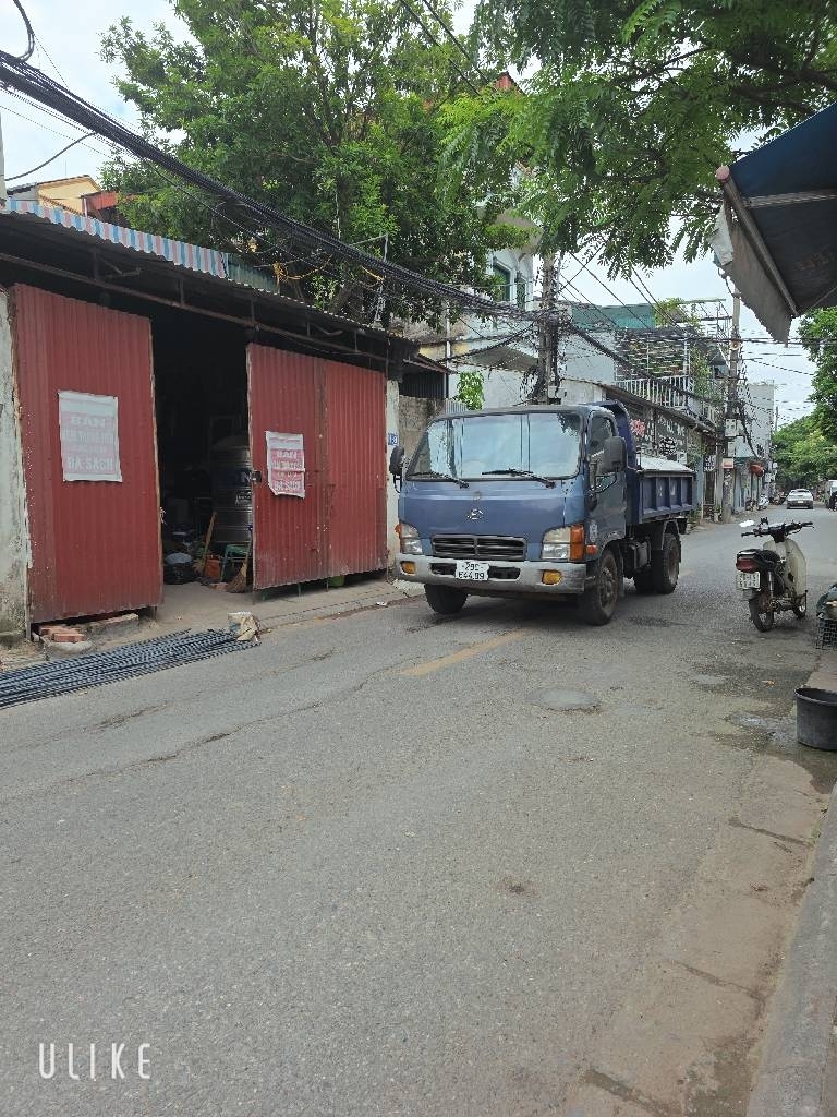 Hiếm ! Bán nhà c4 Ngõ 405 Ngọc Thuỵ 80m oto tránh kinh doanh chỉ 9t2 còn tl. LH 0936123469