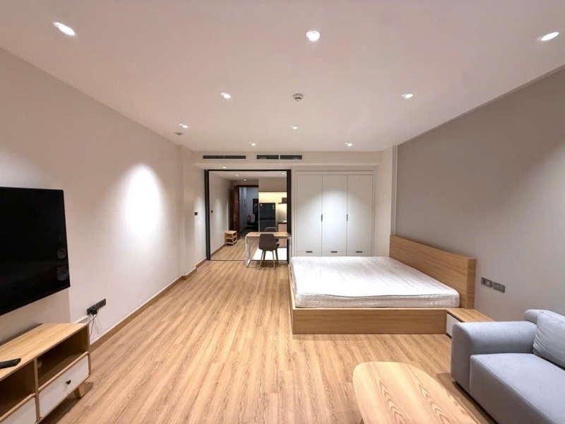 Hiếm Bán nhà Linh Lang Phan Kế Bính ô tô vào nhà 70m 9 tầng thang máy chỉ 40.6 tỷ