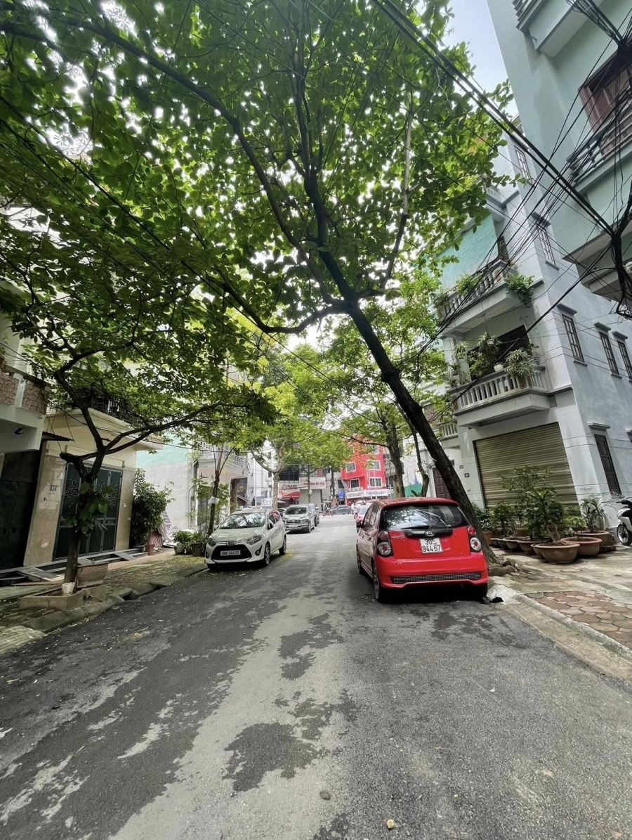 [Hiếm] bán nhà ngõ 12 Đào Tấn mặt tiền 5m lô góc chỉ 30 tỷ