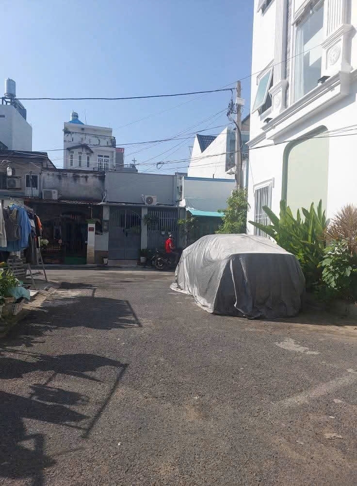 Hiếm Quận 2 Nhà 3 tầng đẹp hẻm xe hơi 7m 5xtyđường số 6Bình Trưng Đông