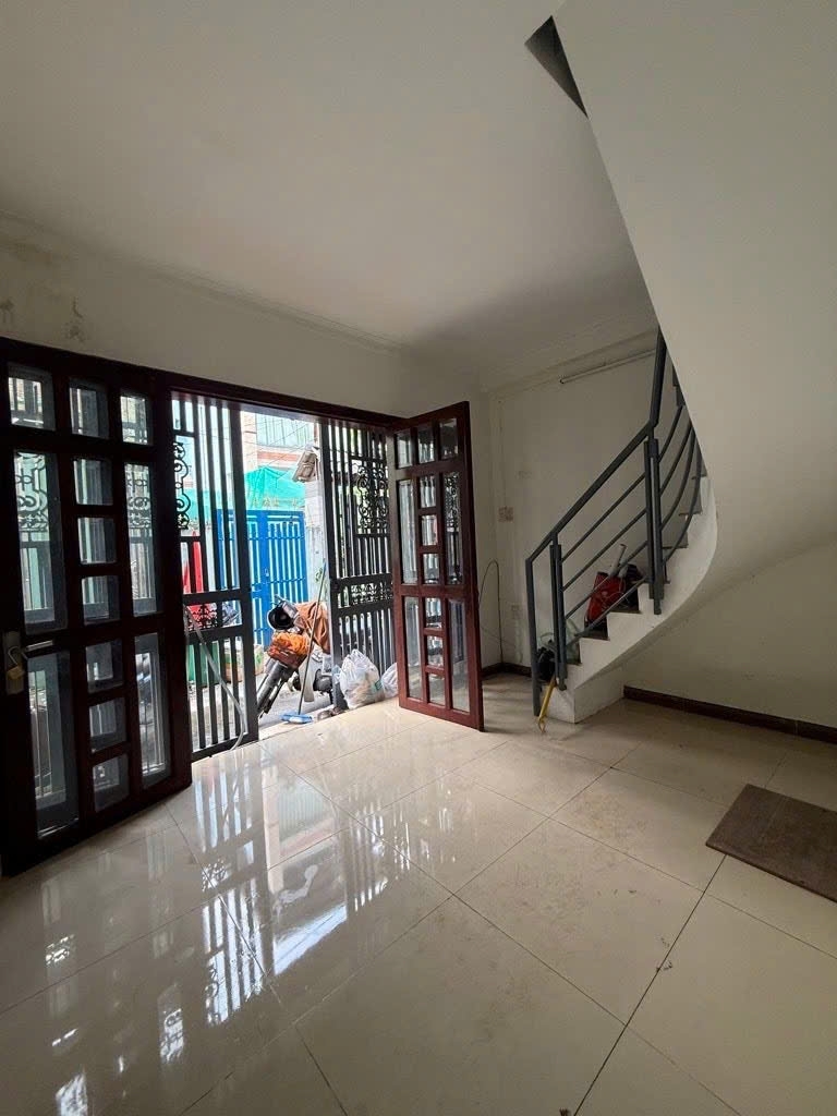 HIẾM-Tài Chính Nhỏ-Nhà Trung Tâm Quận 2-Pháp Lý Sạch-Hẻm 3M-2Tầng- 38Tỷ