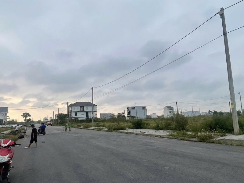 HOT HOT - CẦN BÁN LÔ ĐẤT TẠI Đường Nguyễn Huân  Thủy Thanh Hương Thủy Thừa Thiên Huế