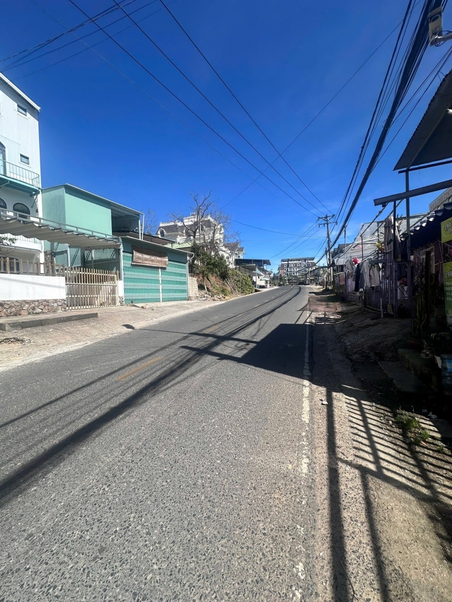 Kẹt Tiền Bán Gấp Đất Rộng Mặt Tiền Đường Triệu Việt Vương Đà Lạt 1200m2