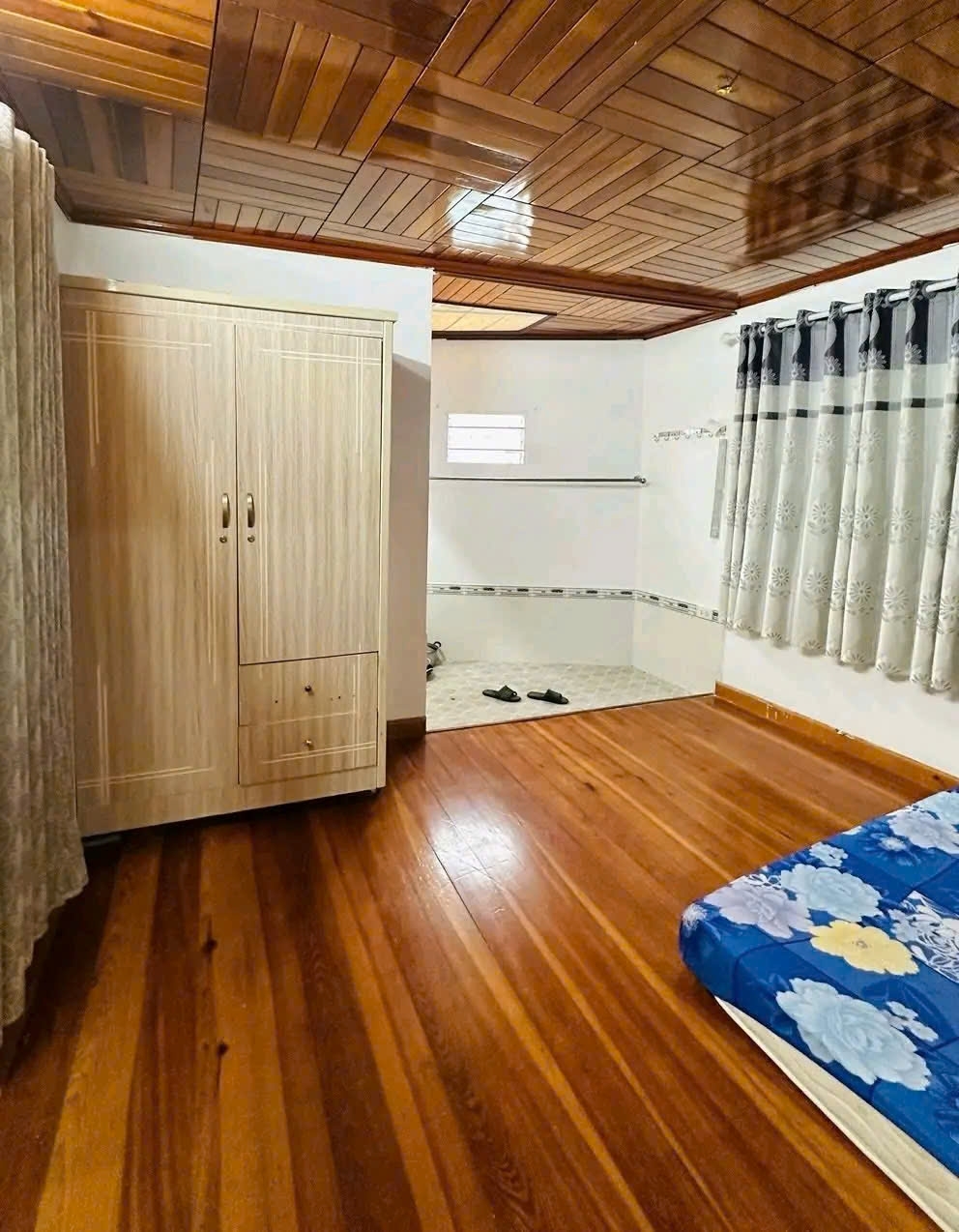 KẸT TIỀN BẤN GẤP GẤP NHÀ GẦN TRUNG TÂM Đường Trần Hưng Đạo – P. Xuân Hương – Đà Lạt Giá Chỉ 6.5 Tỷ