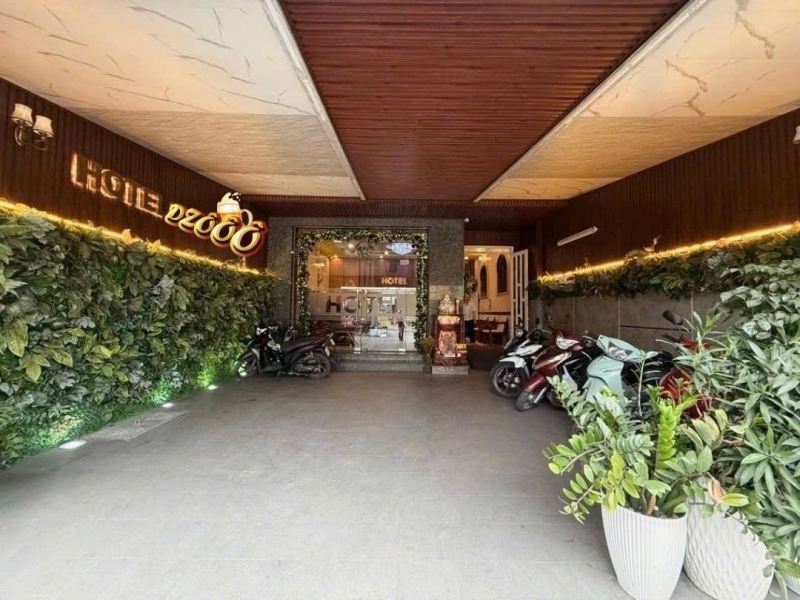 KHÁCH SẠN CAO CẤP - 38 tỷ TL - DÒNG TIỀN 22 tỷ/năm - 2 MẶT TIỀN TRƯỚC SAU