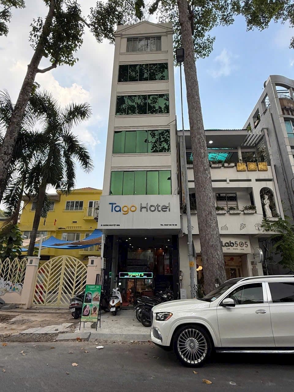 Khách sạn Mặt Tiền  Sương Nguyệt Ánh P Bến Thành Quận 1