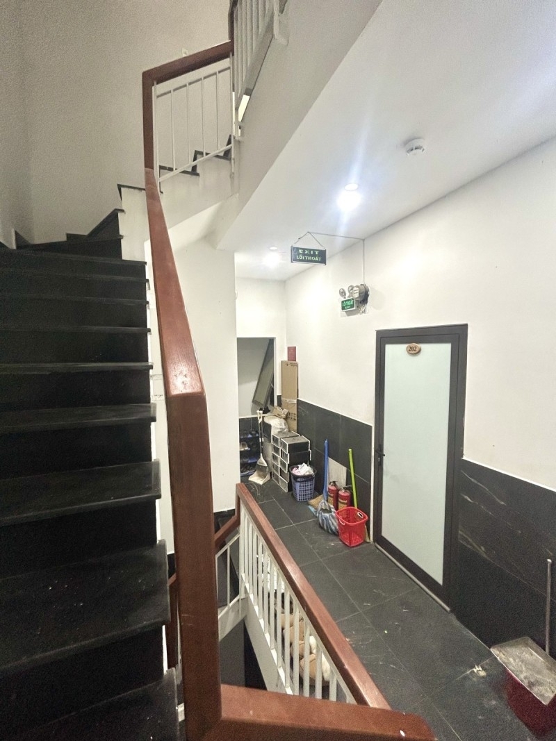 ► Kiệt Phạm Văn Nghị gần ĐH Duy Tân 86m2 ngang 6.8m 4 tầng 9 căn hộ thu 35tr/th6.x tỷ