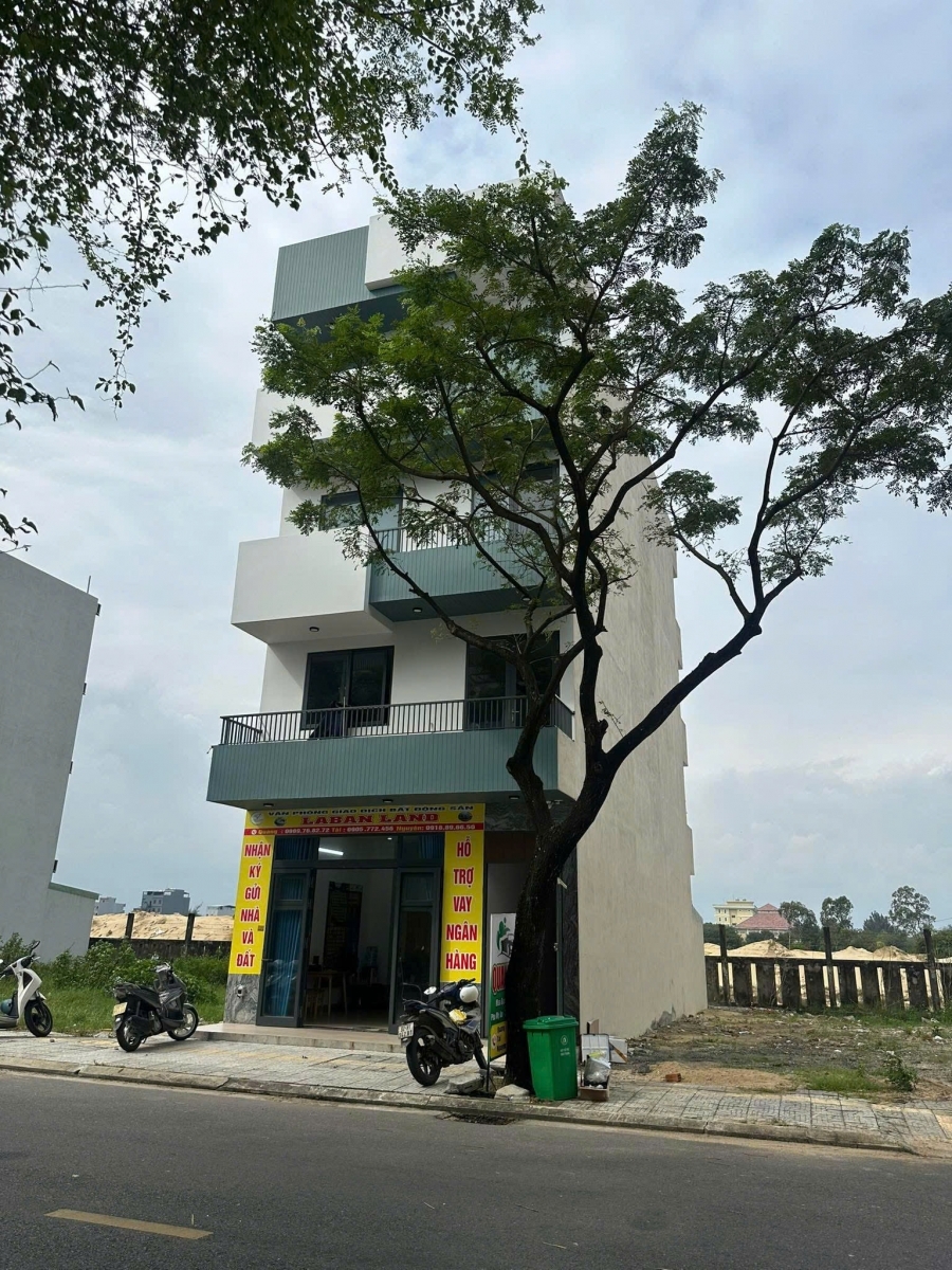 LAN BÀN LAND – CẬP NHẬT HÀNG FPT V5 GIÁ TỐT NHẤT HIỆN NAY