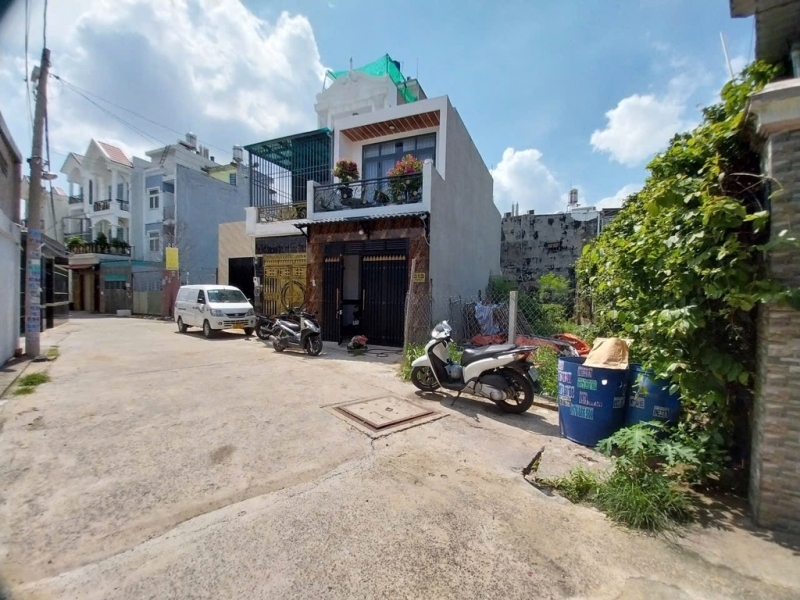 Lô đất đep Nguyễn Anh Thủ PTCH  Q12 / 5 X22 Hxh 8M / 52 tỷ