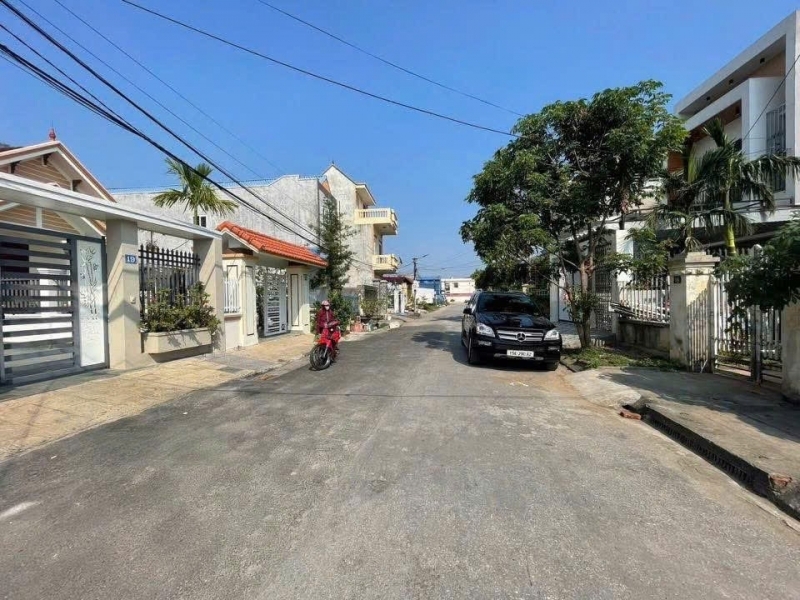 LÔ ĐẸP – GIÁ HIẾM KHU TÂN THÀNH ĐƯỜNG Ô TÔ 10M – CHỐT NHANH 24.X TRIỆU/M² – ZALO 0567 222 555