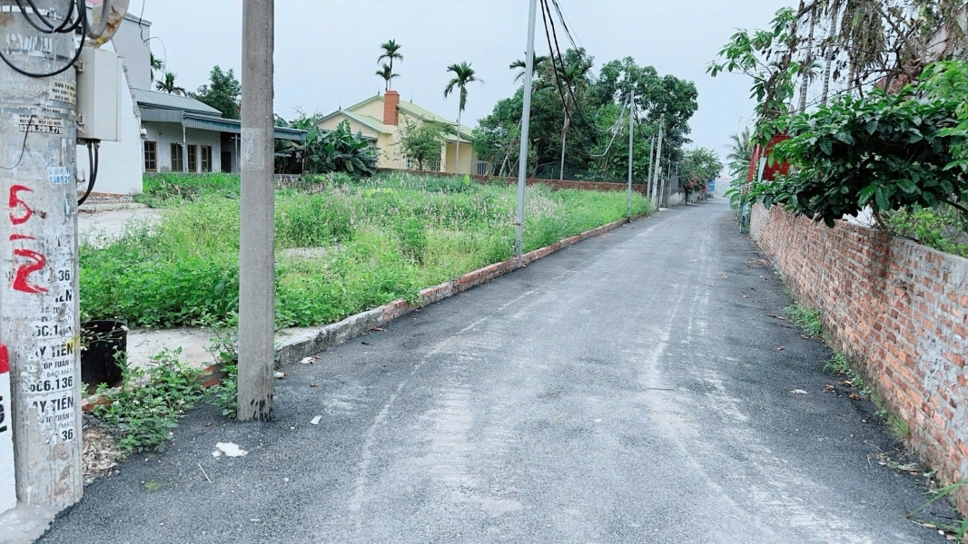 Lô góc mặt đường 402 – vị trí kinh doanh đắc địa giá chỉ hơn 3x tỷ! ZALO 0567 222 555