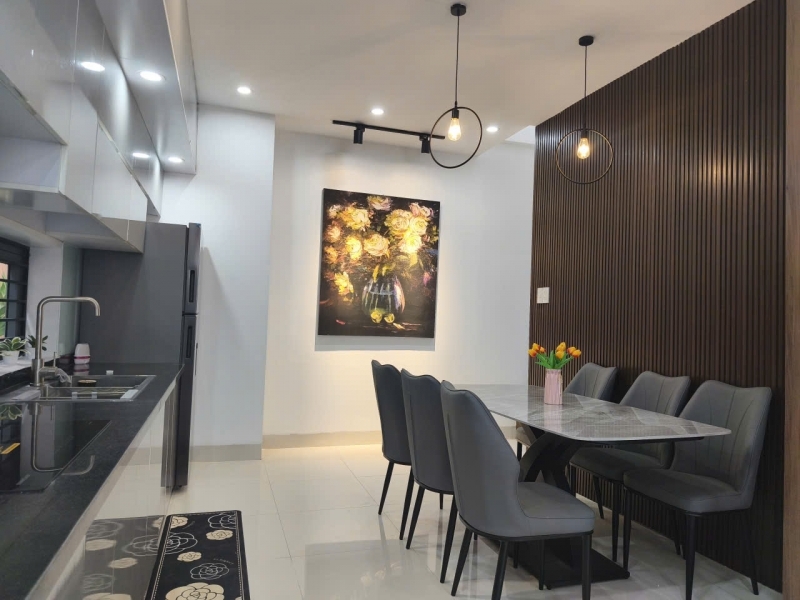 ► Lô góc sát Ô tô gần Nguyễn Hoàng 55m2 3 mê mới tinh 3PN khép kín. dòng tiền 22tr