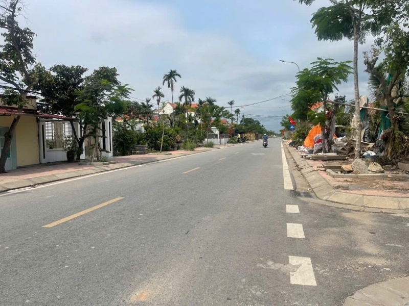 Mặt đường lô góc Thượng Đức Nam Đồ Sơn giá 3x tỷ – Trục chính 22m hiếm quỹ đất  ZALO 0567 222 555