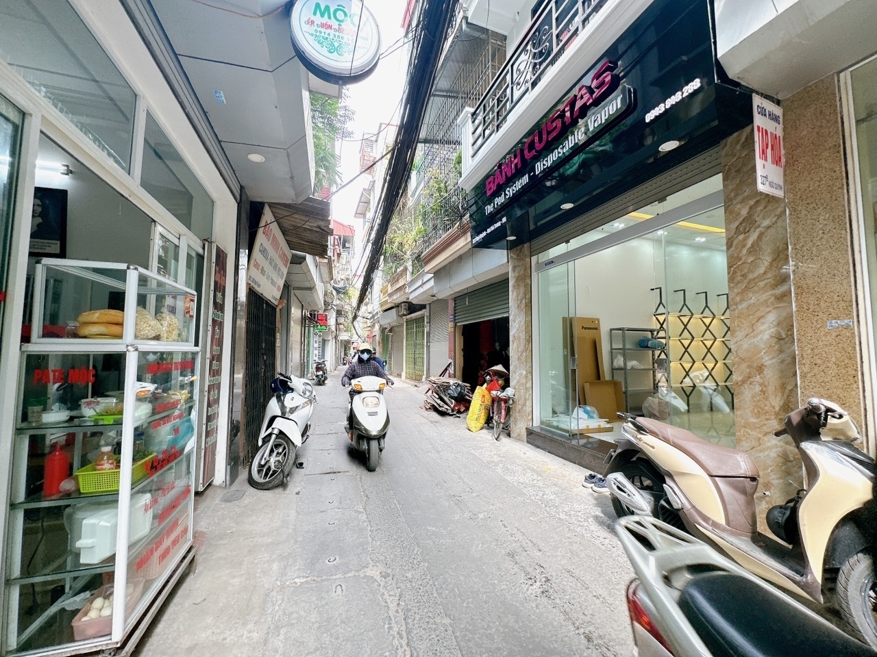 Mặt Ngõ Ô Tô Sầm Uất Kinh Doanh Đỉnh Nhà Mới Đẹp Ngõ Quỳnh Hai Bà Trưng DT 37 Giá 8.6 Tỷ