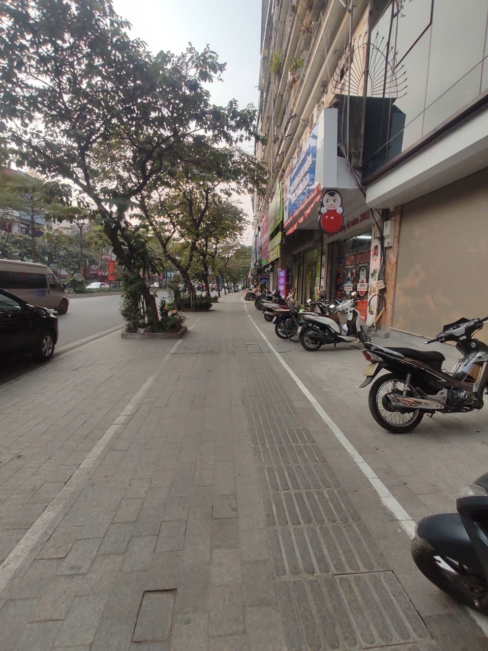 MẶT PHỐ ĐÀO TẤN - TÒA VĂN PHÒNG - 160M2 - 5 TẦNG - MT 6.5M - GIÁ 122 TỶ - HÀNG XÓM LOTTE - MẶT PHỐ