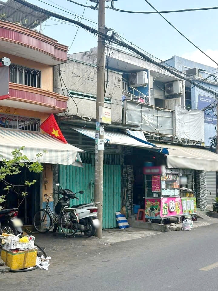 Mặt tiền kinh doanh Ba Đình 3x11m NH 4m