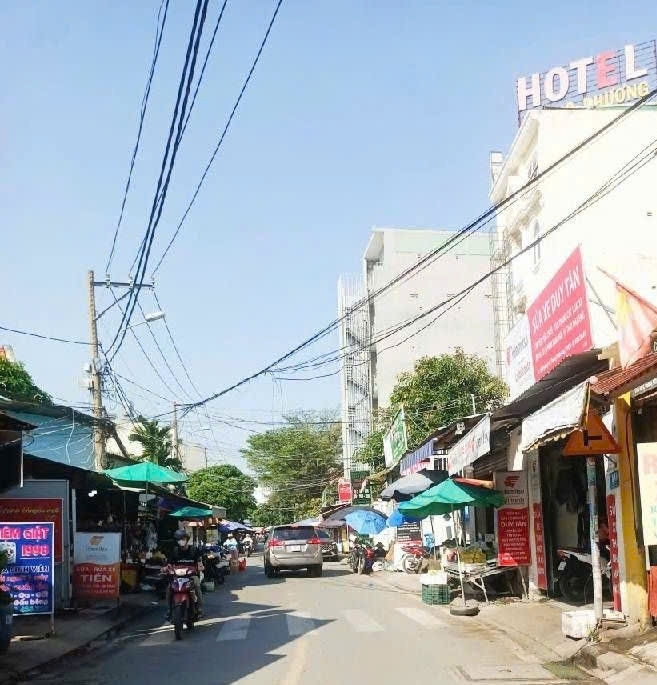 MẶT TIỀN KINH DOANH NHỘN NHỊP PHƯỚC LONG B Q9-100M2-CHỈ 118 TỶ