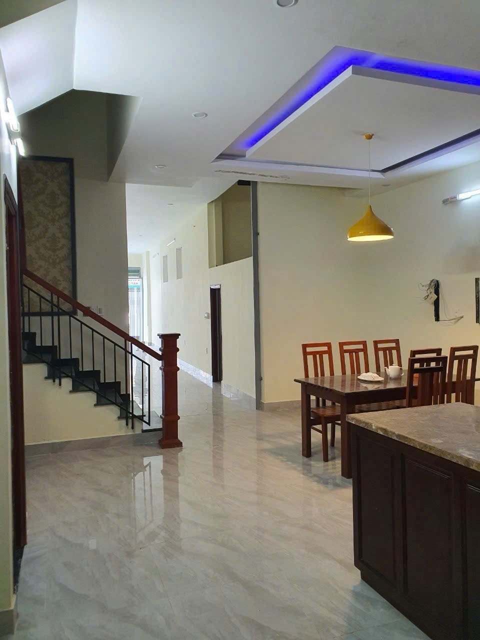 ♥ Mặt Tiền Lê Duẩn kẹp kiệt 135m2 3.5 tầng đúc MBKD 6PN khép kín