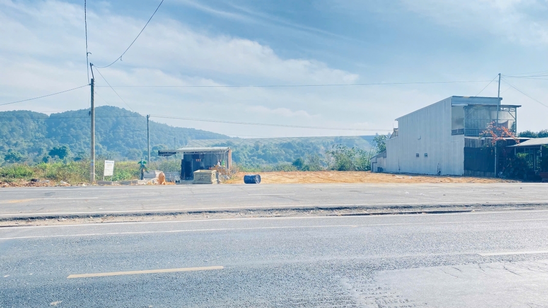 Mặt tiền quốc lộ 20, ngay cầu đại ninh, ninh gia, đức trọng, lâm đồng