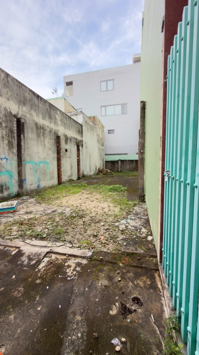 ♥ Mặt Tiền Triệu Việt Vương Mặt Chợ Hà Thân sát Cầu Tình Yêu 110m2 ngang 5m