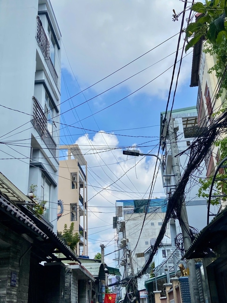 Mặt tiền xe hơi Âu Dương Lân 8x20 Nở hậu chỉ 9 tỷ 4- 0931172218