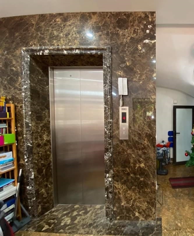 Mình cho thuê nhà mới hai mặt tiền Thụy Khuê 110m2x 4T vỉa hè 30 Tr