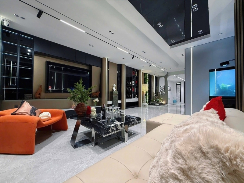 ► MT Nguyễn Tri Phương đường 10.5m gần Chợ 82m2 ngang 5.2m 4 tầng 16.2 tỷ