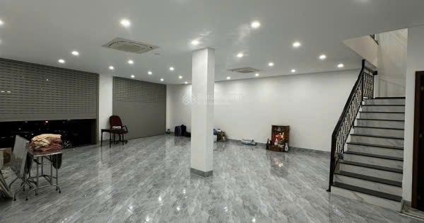 ♣ MT Tôn Đức Thắng gần ĐH Sư Phạm Bách Khoa 355m2 ngang 9m 2.5 tầng KD