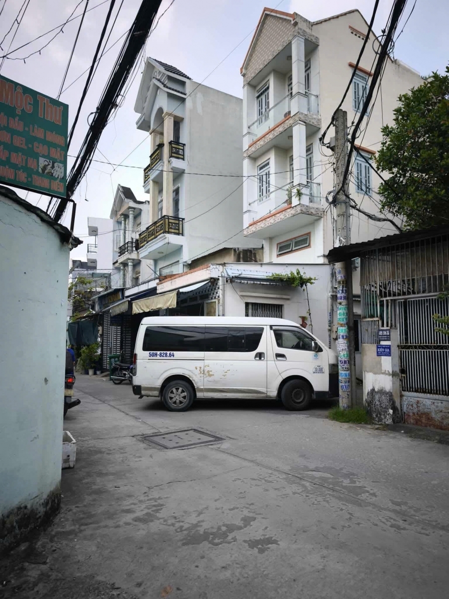 MUA Ở VIP – XE HƠI NGỦ TRONG NHÀ – HUỲNH THỊ HAI Q12 CHỈ 4.5 TỶ!