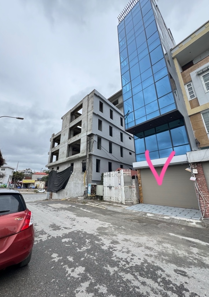 NGỌC THỤYLONG BIÊN 25tỷ XÂY 8 TẦNG THANG MÁYVỈA HÈ Ô TÔ KINH DOANH VĂN PHÒNG