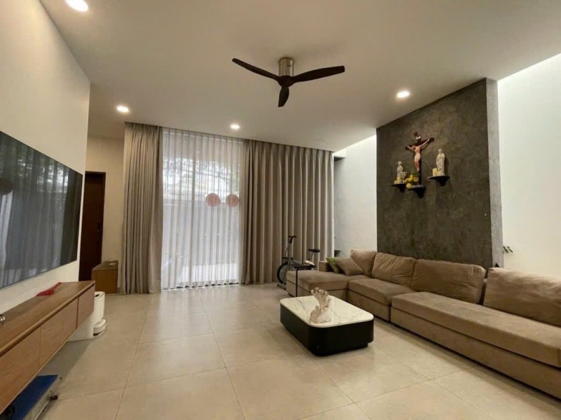 NGỘP BANK Nhà đẹp Mặt tiền Gò Dưa ngang 8m Tam Bình Thủ Đức 183m2 17 tỷ