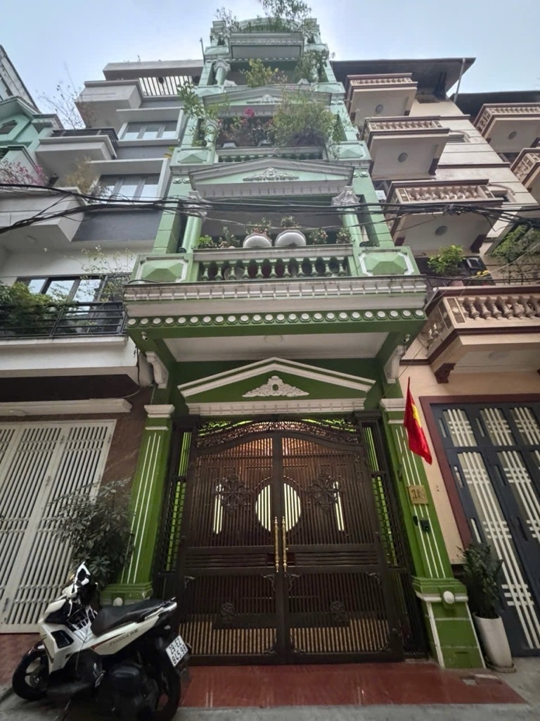 NGUYỄN VĂN CỪLONG BIÊN 25tỷ 95m PHÂN LÔ Ô TÔ VỈA HÈ KINH DOANH CHO THUÊ