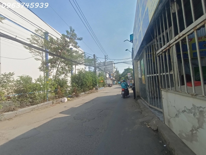 Nhà 2 mặt hẻm xe hơi Hiệp Bình Chánh 140m2 ngang 10m dài 14m 4 tầng 10.8 tỷ Thủ Đức