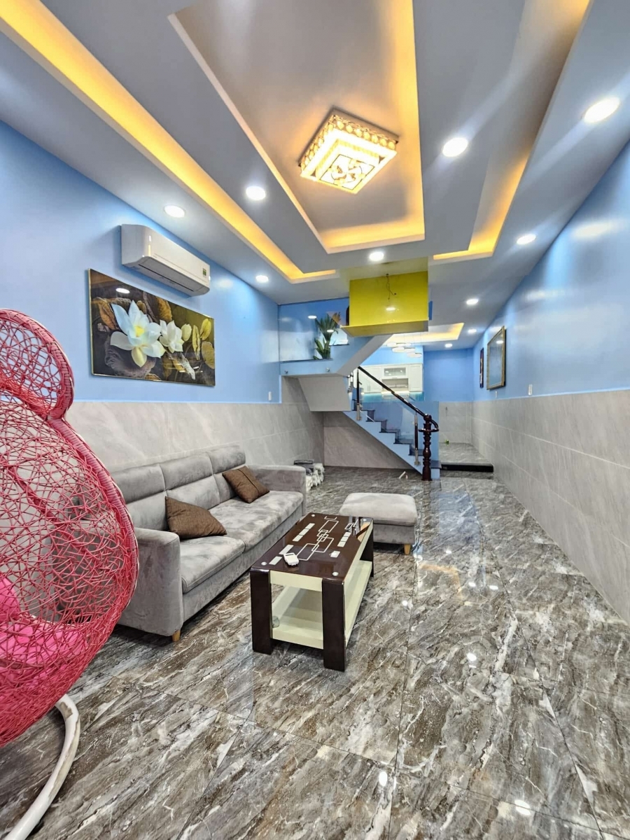 NHÀ 2 TẦNG 47M2 SÁT BÊN NGÃ TƯ NGUYỄN ẢNH THỦ VÀ TÔ KÝ. CHỦ XÂY TÂM HUYẾT TRUNG MỸ TÂY QUẬN 12.