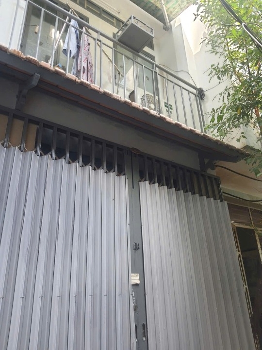 Nhà 2 tầng nở hậu Hẻm Bình Đông P15 Q8. Giá 17 tỷ TL