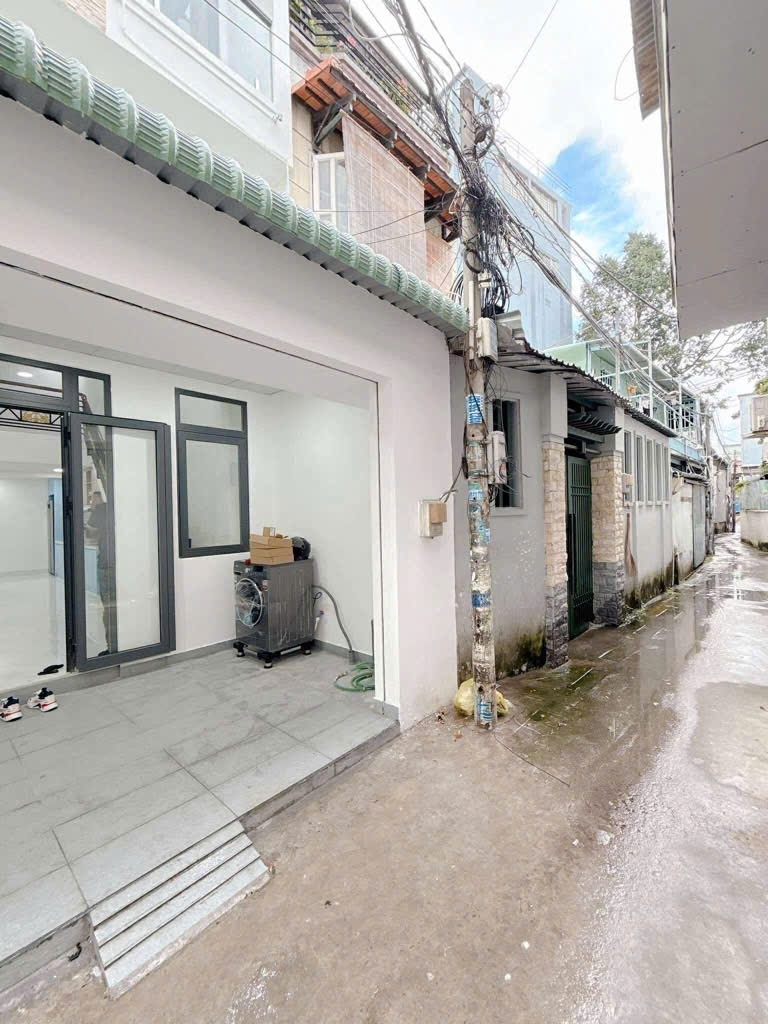 Nhà 3 tầng hẻm 1 xẹc Huỳnh Tấn Phát Tân Thuận Tây Q7 – 5ty65