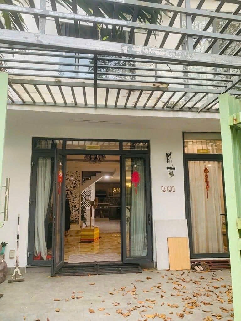 NHÀ 3 TẦNG HIẾM BÁN – NGUYỄN THỊ THẬP QUẬN 7