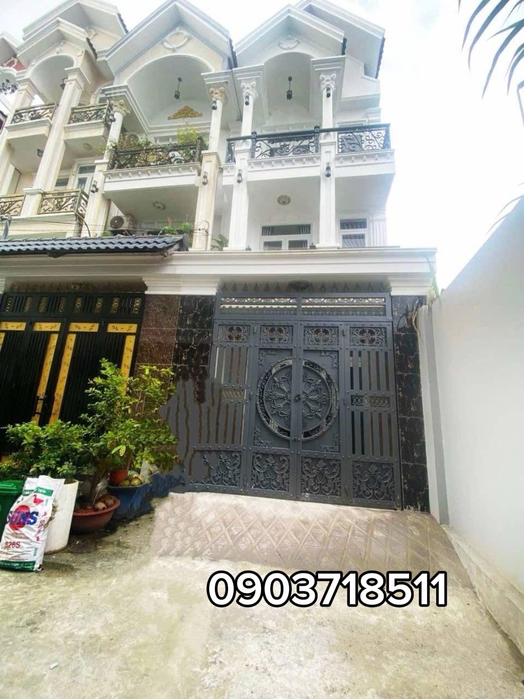 NHÀ 4 TẦNG BTCT MÁI THÁI 75M² GẦN CHỢ THIẾC. HẺM XE HƠI LÊ VĂN KHƯƠNG Q.12.