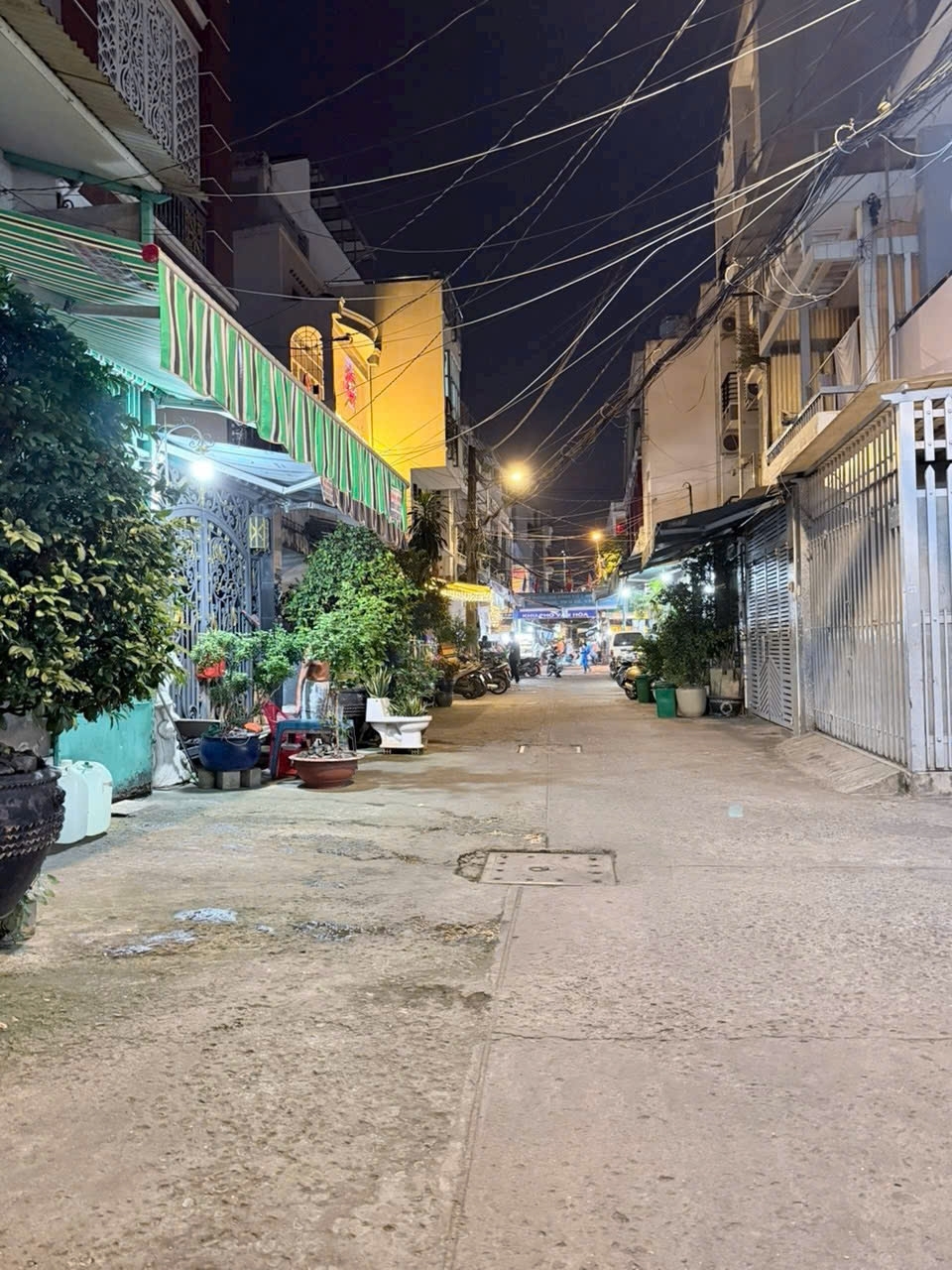 Nhà 4 tầng hẻm xe tải Ôtô trong nhà Âu Dương Lân P3Q8. Giá 88 tỷ TL