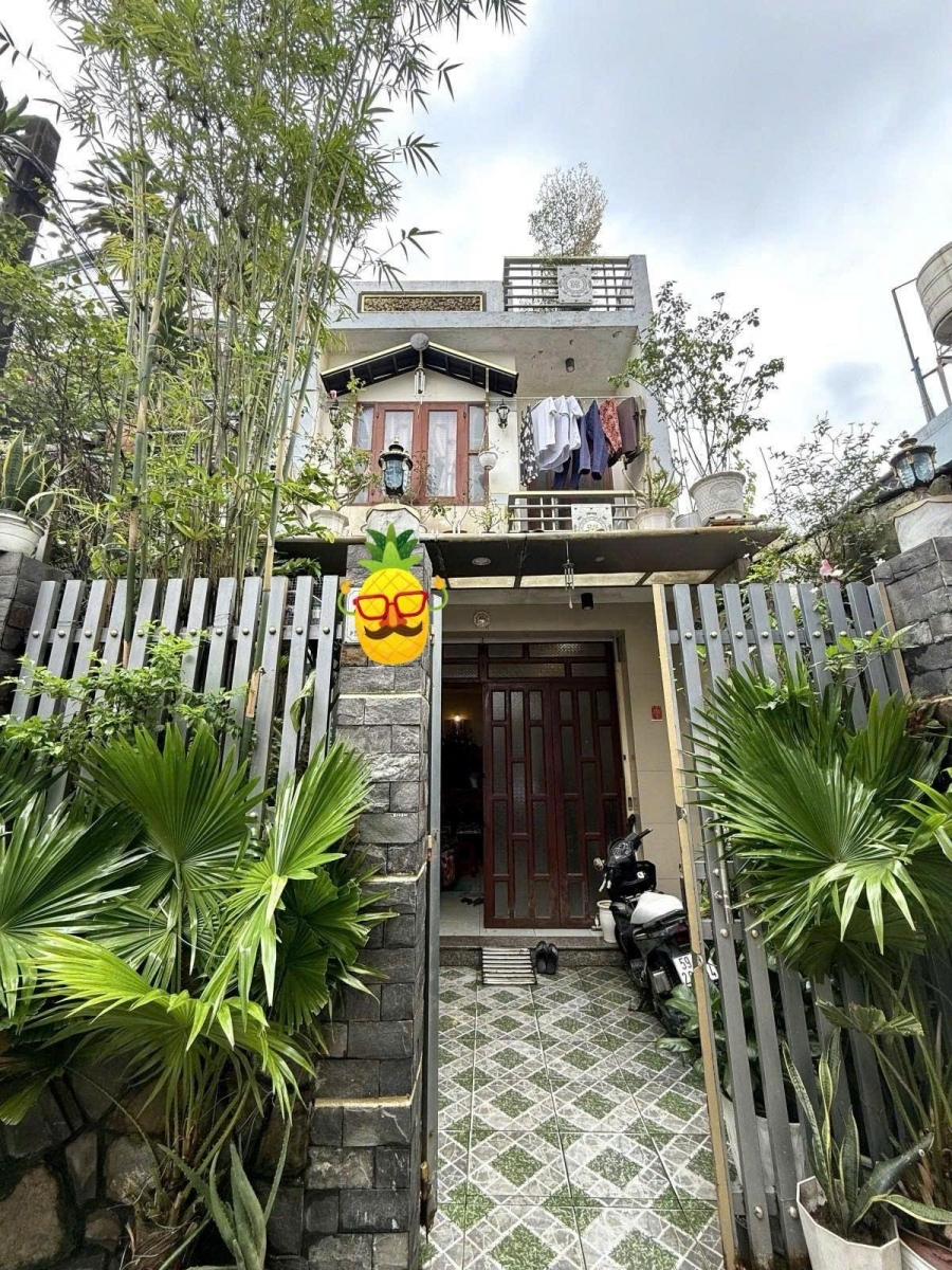 NHÀ BÁN NGAY NGUYỄN VĂN QUÁ - ĐÔNG HƯNG THUẬN 02-GIÁP GÒ VẤP GIÁP NHÀ GA T3 CÁCH 1 CĂN RA MẶT TIỆN