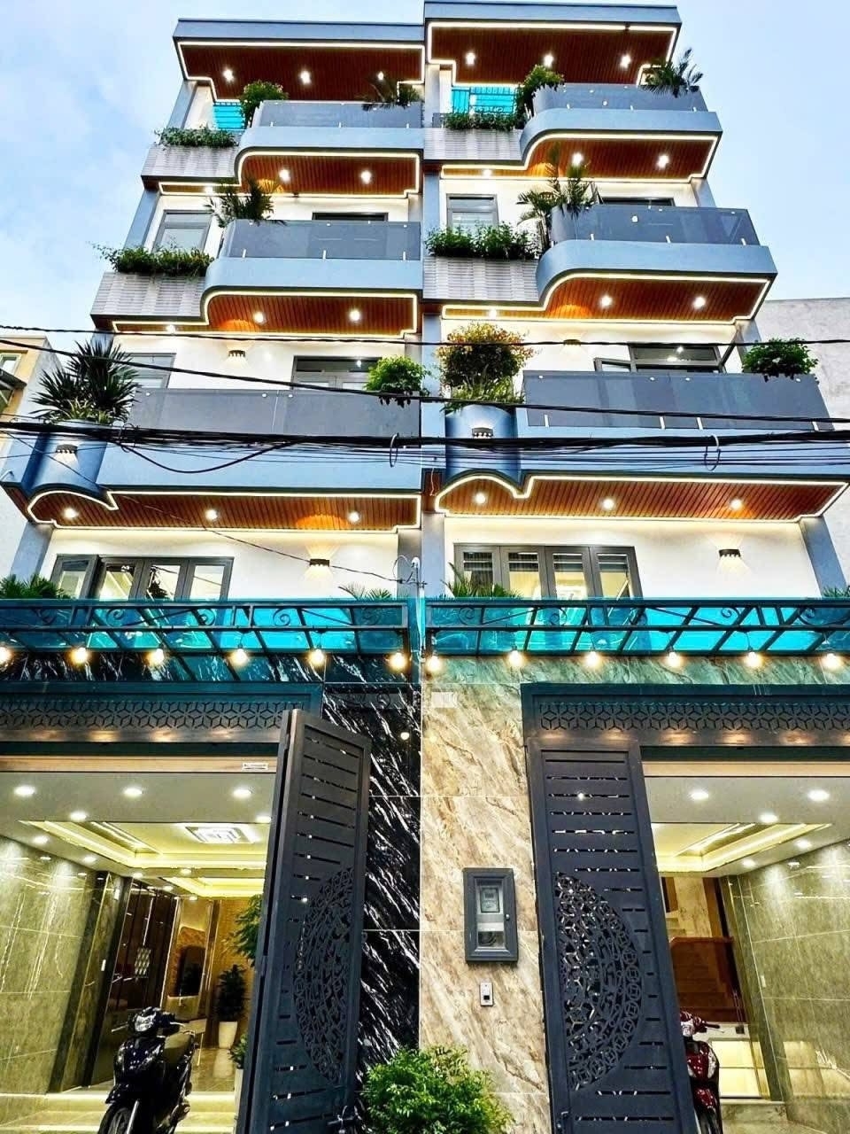 NHÀ BÁN SIÊU PHẨM 5 TẦNG HẺM XE HƠI 6M CỰC ĐỈNH TRẦN THỊ NĂM VÀ HUỲNH THỊ HAI. TÂN CHÁNH HIỆP QUẬN