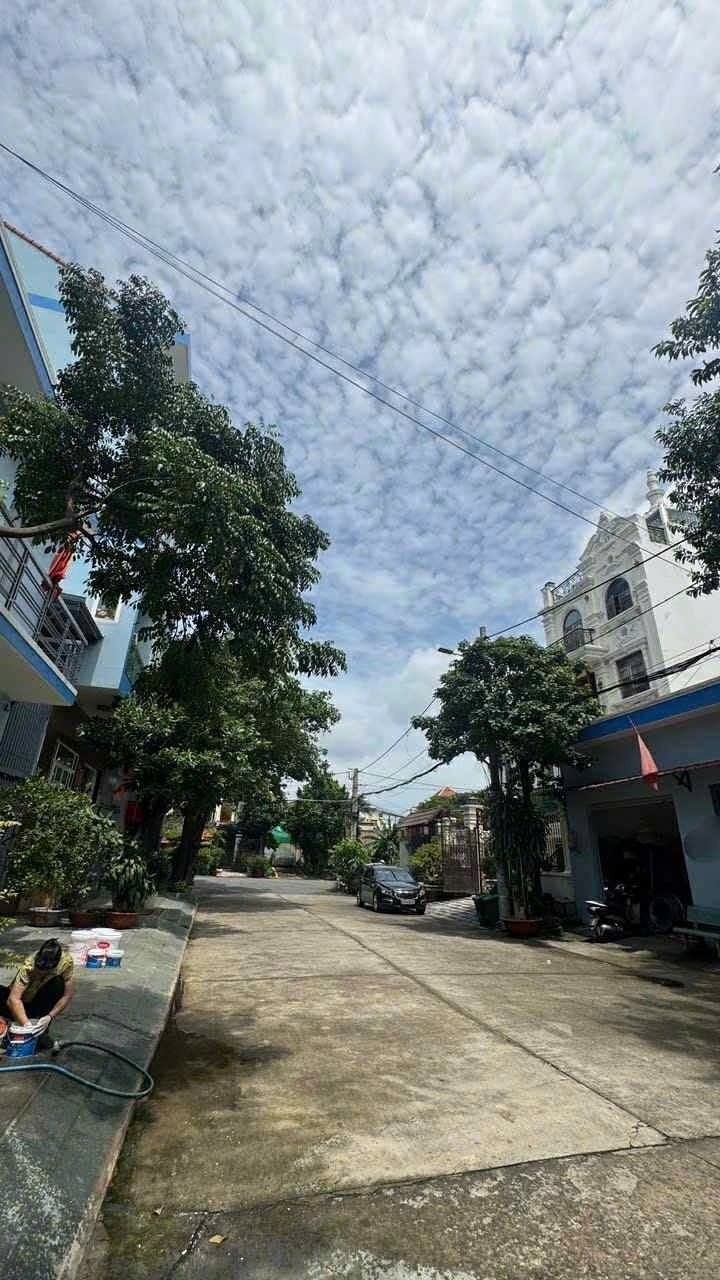 Nhà bên sông Hiệp Bình Chánh Thủ Đức Gần Gigamall - Nhẹ 12 đồng