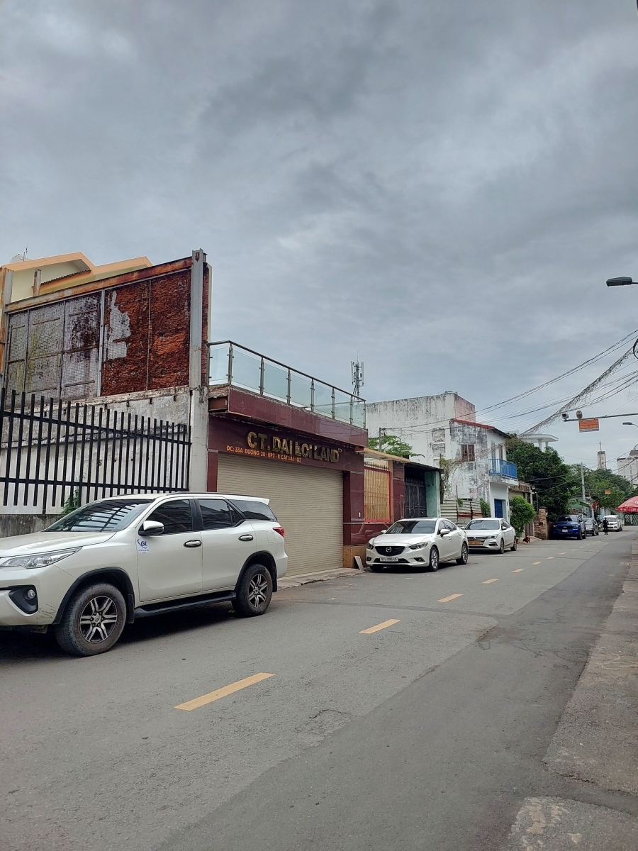 Nhà cấp 4 diện tích đẹp 5x21= 105mMặt tiền đường 30Cát Lái Chính chủ ở lâu